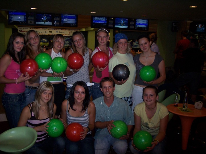 Bowling 105.jpg